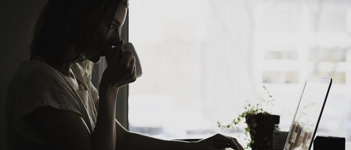 יושבים הרבה זמן מול המחשב? כושר גופני זה בדיוק מה שאתם צריכים